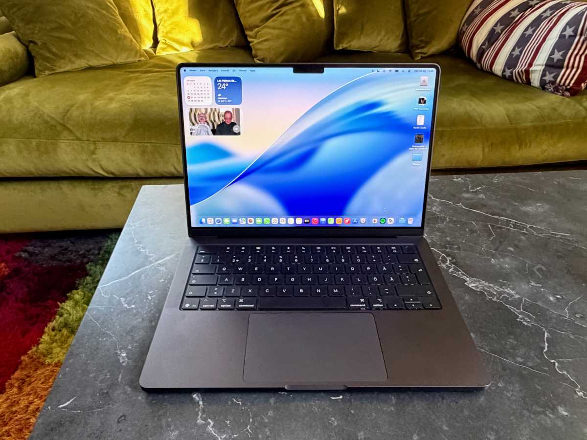 Macbook Pro M5 5379