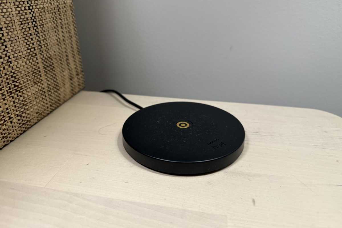 Philips Hue Go charger