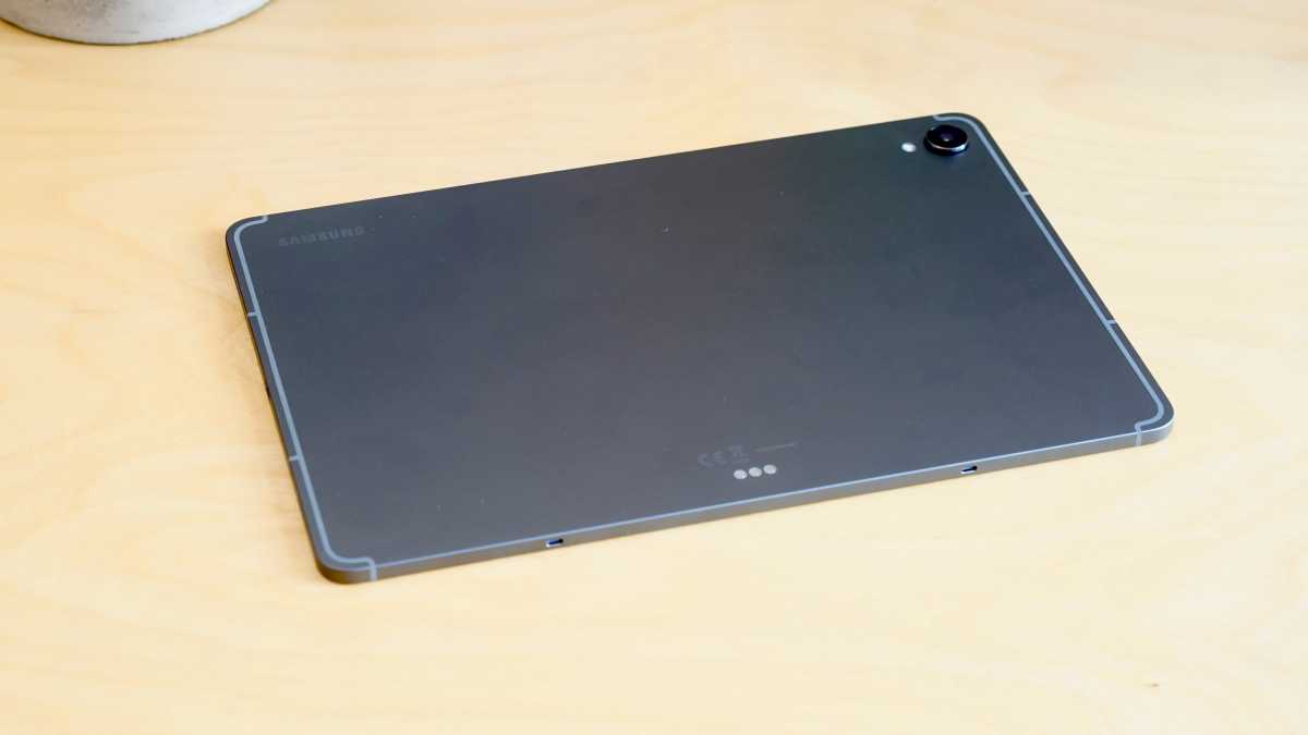 Samsung Galaxy Tab S11 6