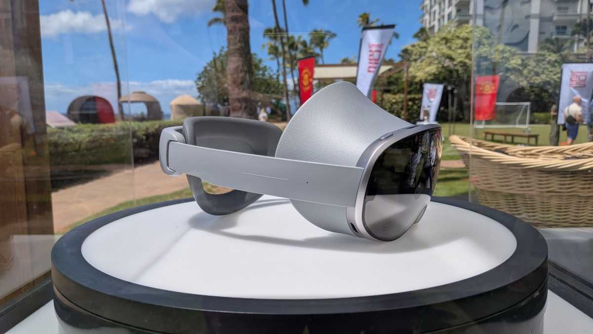 Samsung Galaxy XR headset