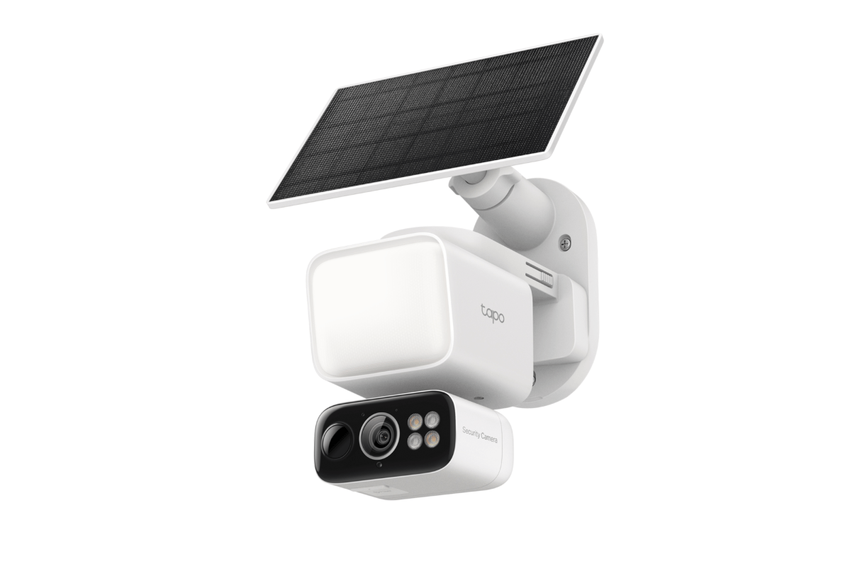 The Tapo C615F KIT pan/tilt floodlight cam runs on solar power