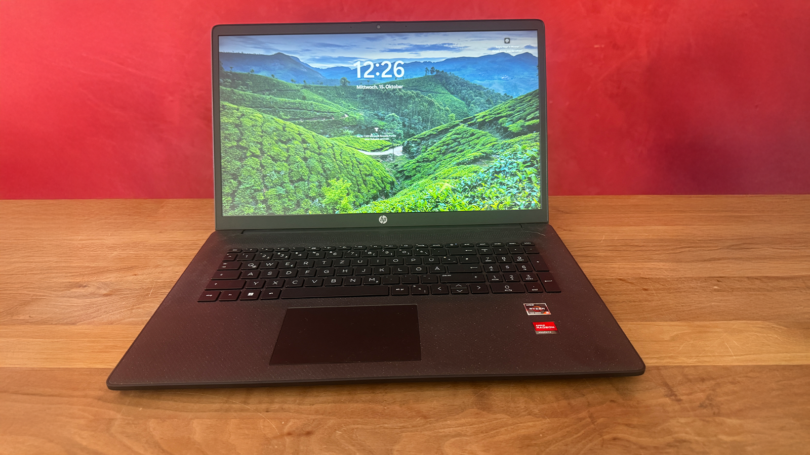 HP Laptop 17 cp2245ng: Günstigstes 17-Zoll-Modell