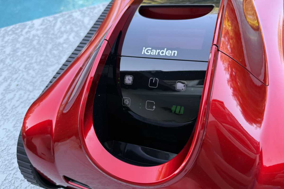 iGarden Pool Cleaner K Pro 150 control panel