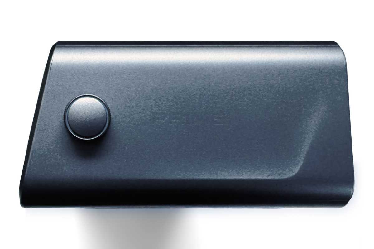 Anker Prime DisplayLink Dock side