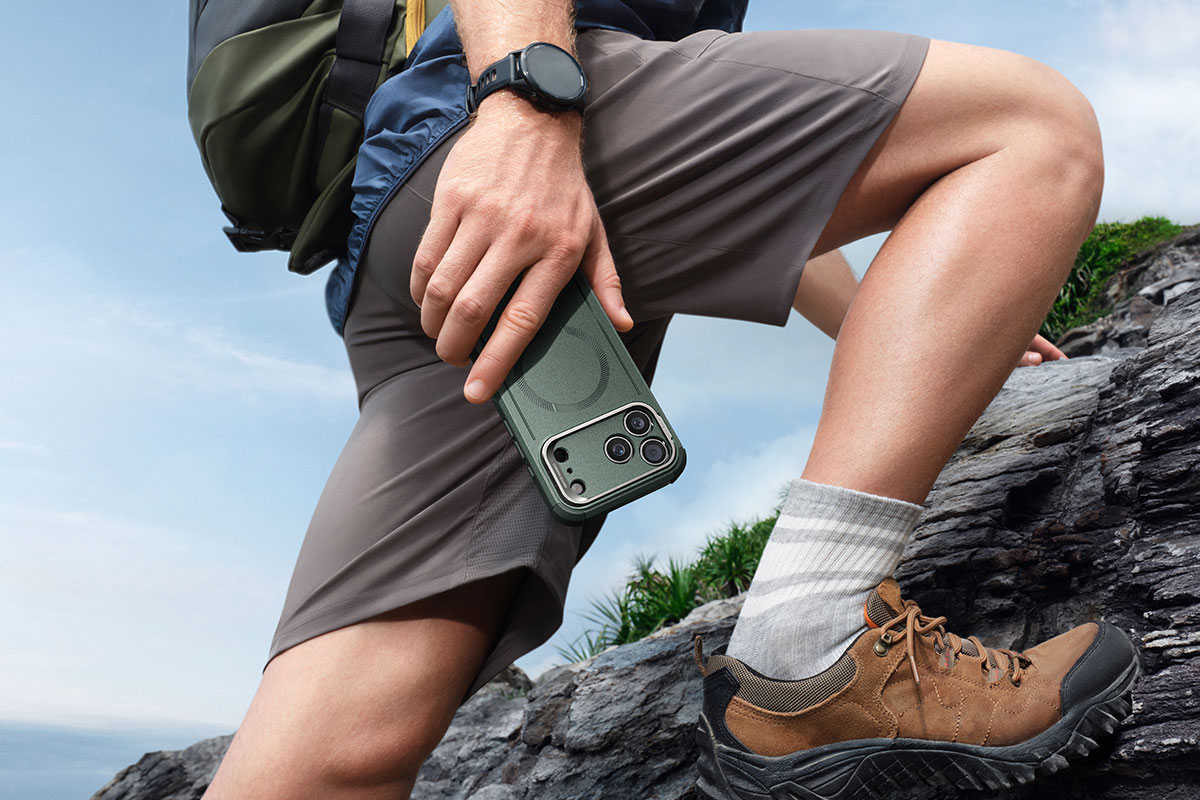 ESR iPhone 17 Cyber Tough Case jpg