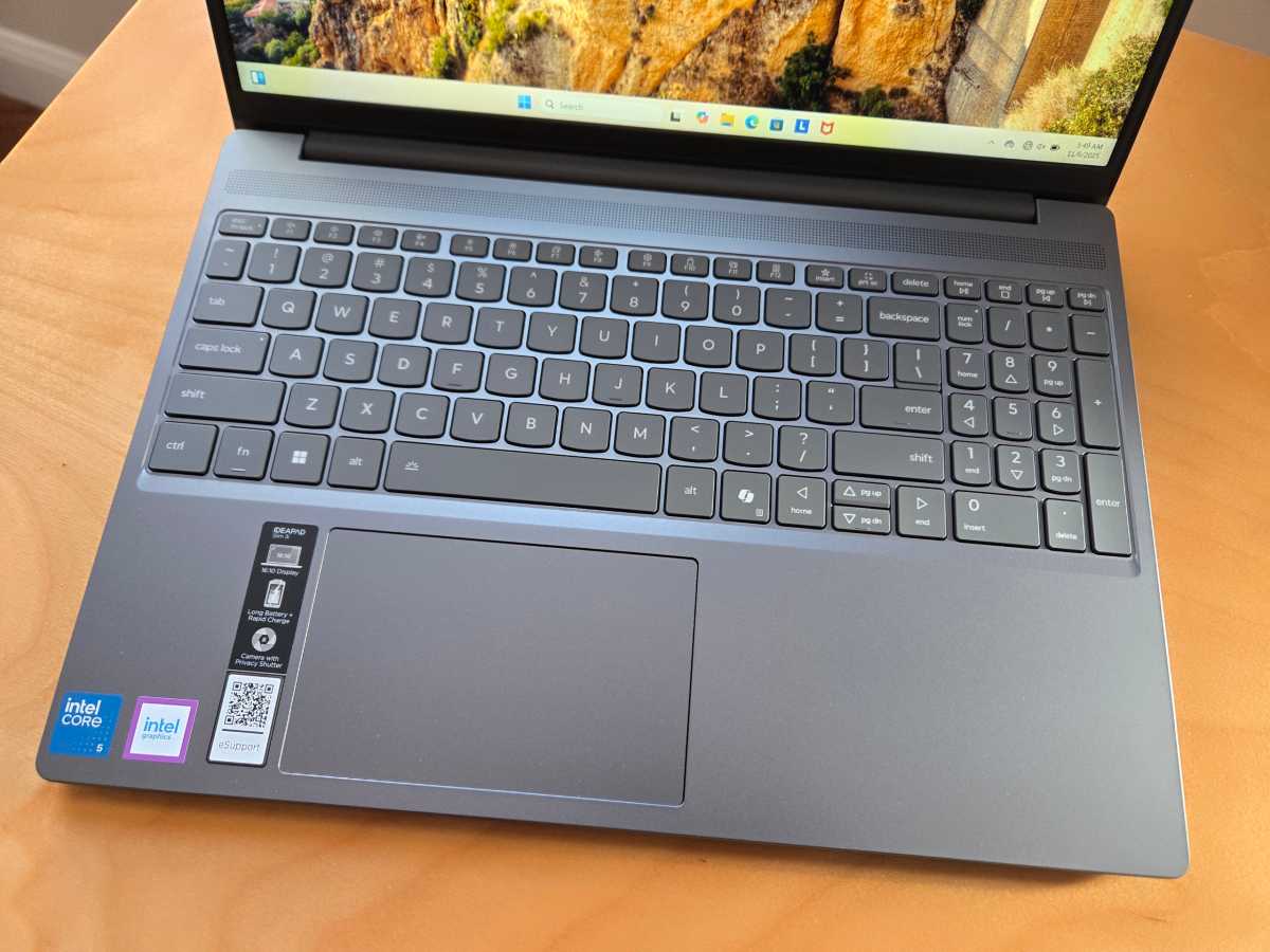 Lenovo IdeaPad Slim 3i keyboard