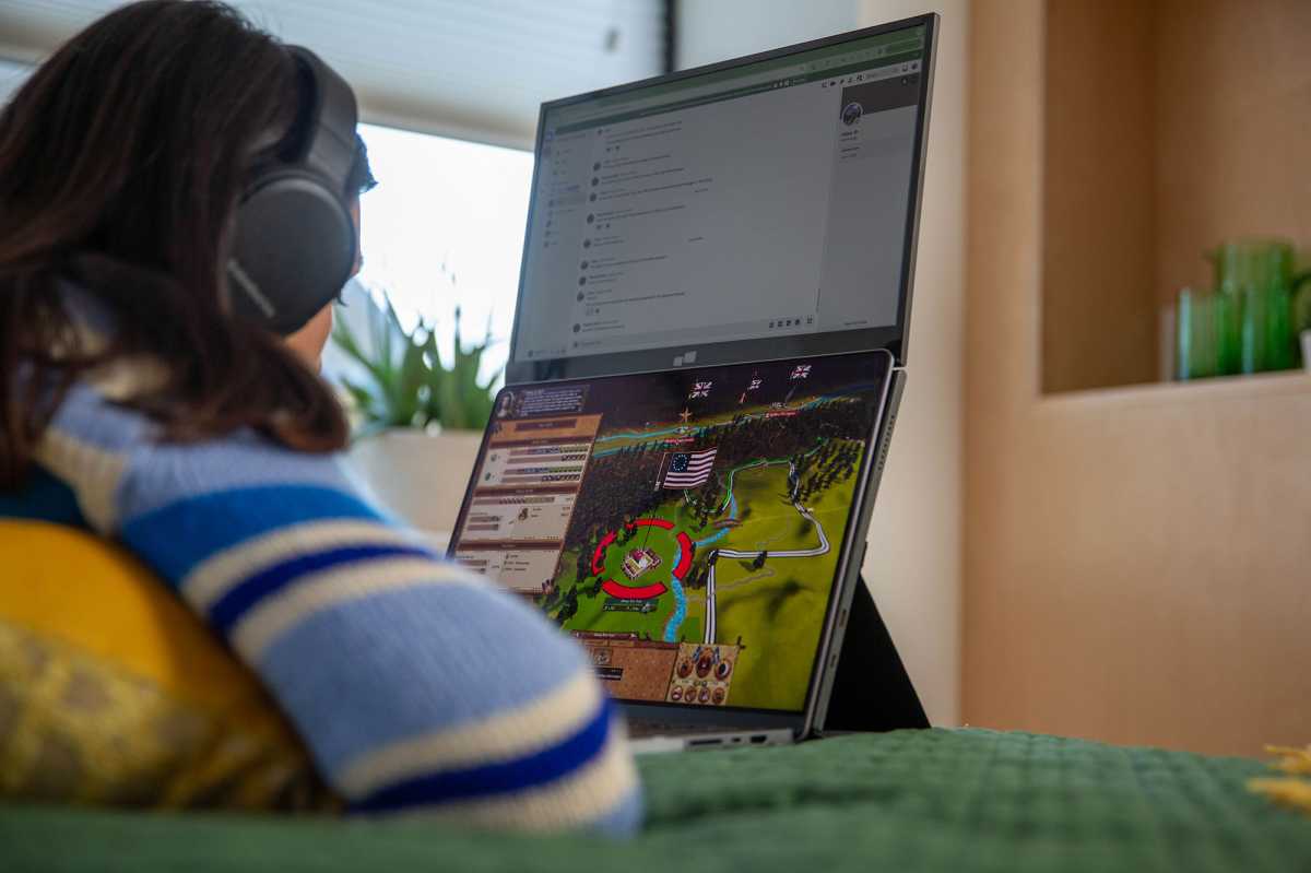 Móvil Pixels Duex Float 2 estudiante