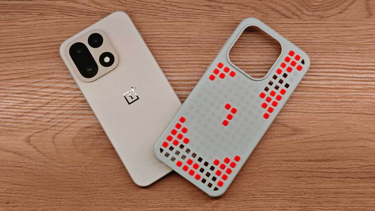 OnePlus 15 REVIEW with case