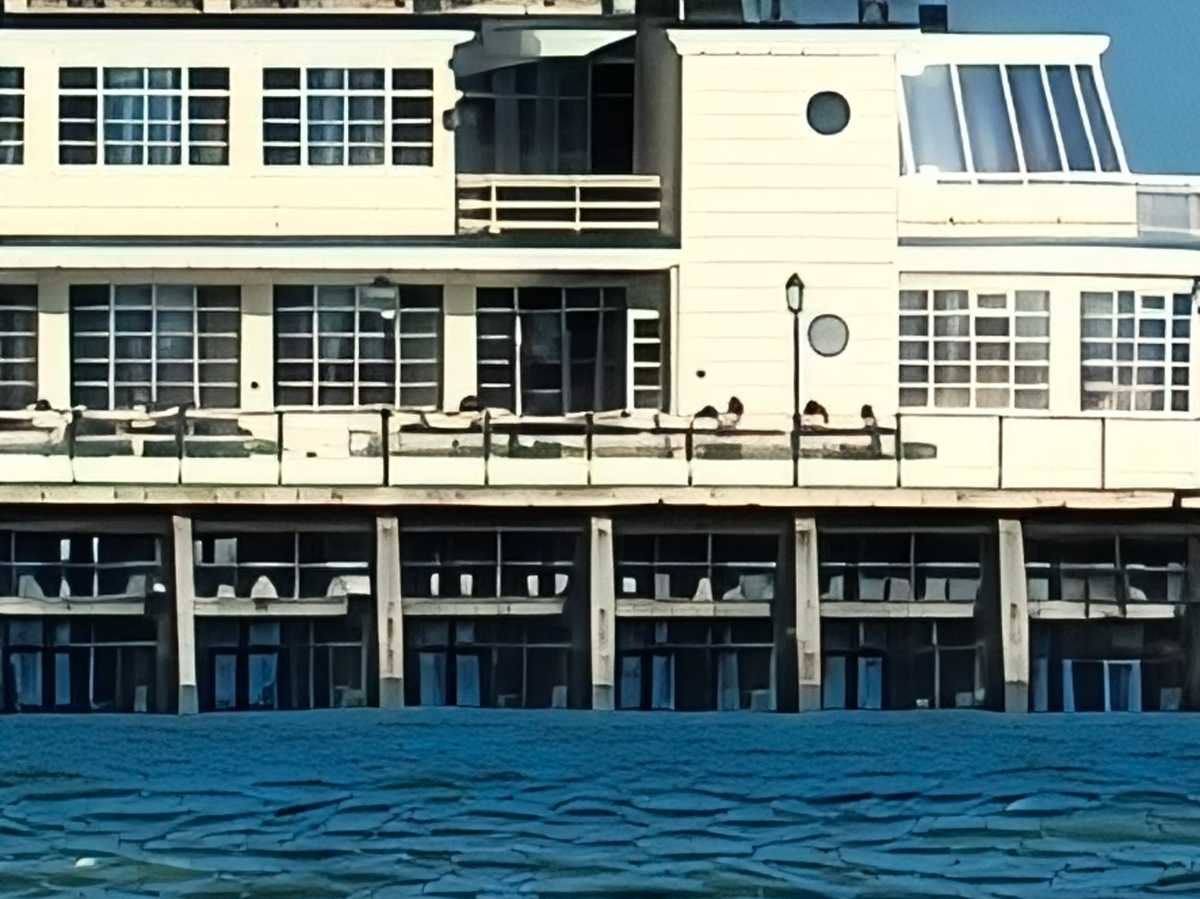 OnePlus 15 camera sample 120x zoom AI on