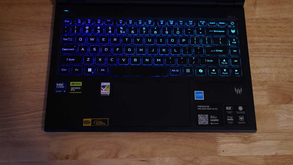 Acer Predator Helios Neo 14 AI keyboard