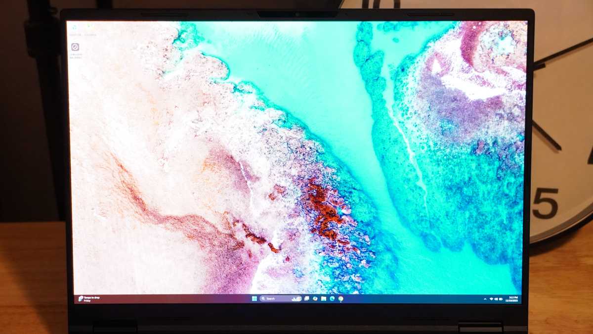 Acer Predator Helios Neo 14 AI display