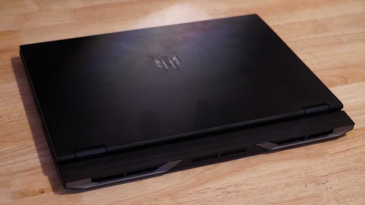 Acer Predator Helios Neo 14 AI design