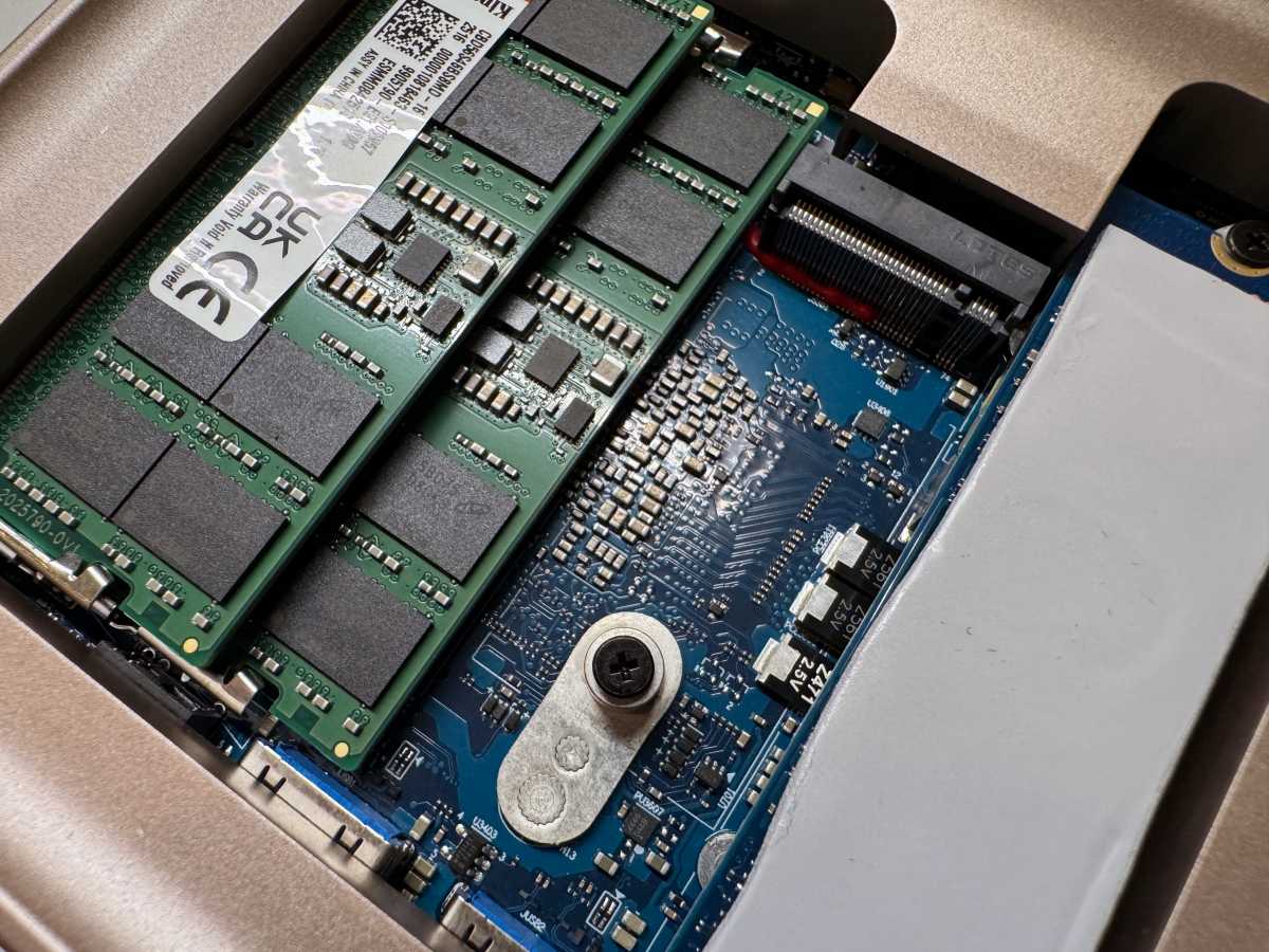 Test SAPPHIRE EDGE AI 370 - Aufrüstung