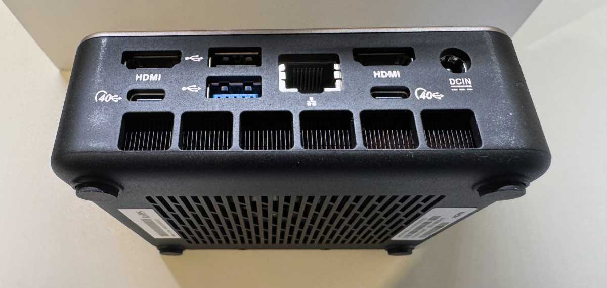 Test SAPPHIRE EDGE AI 370 - Rückseite