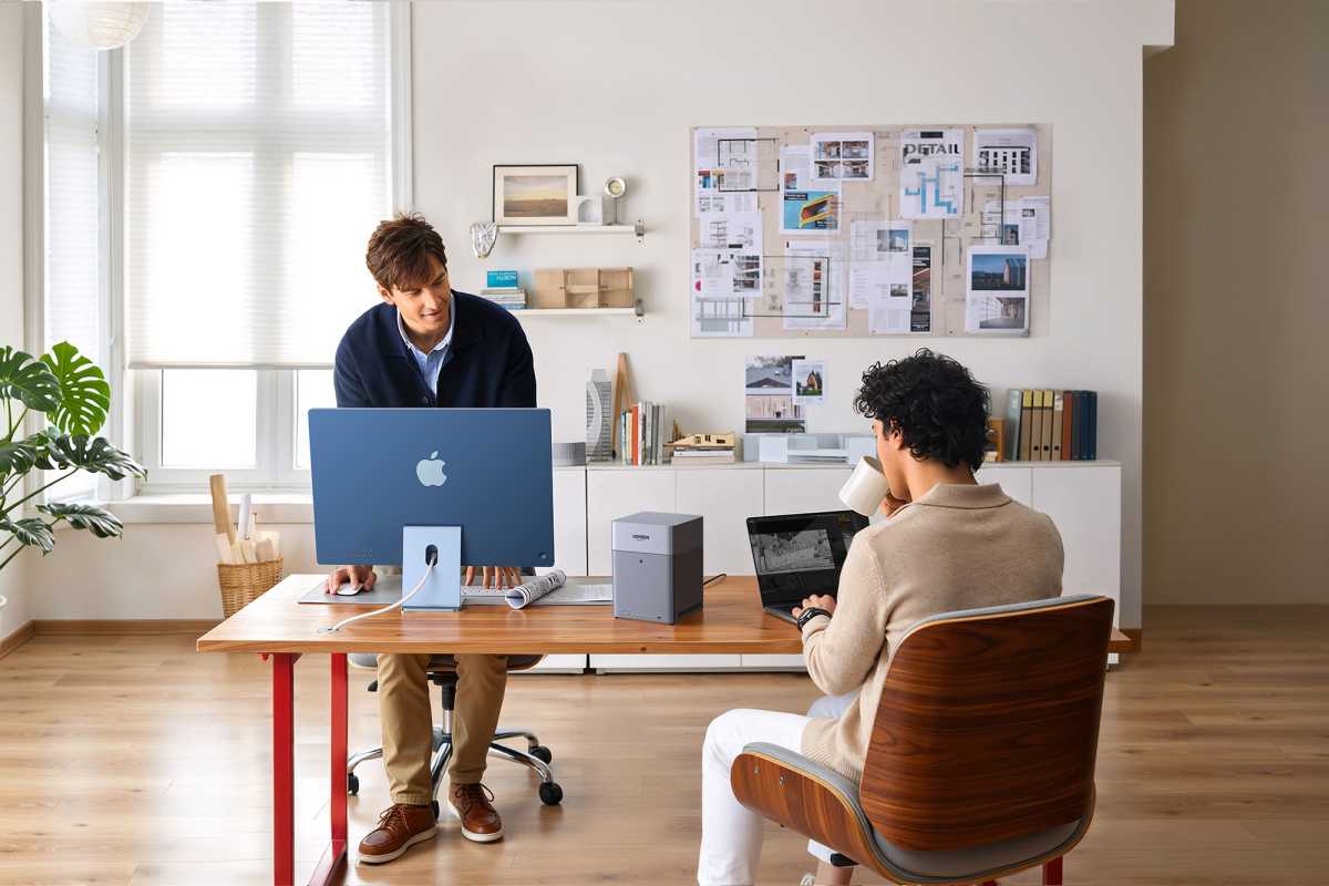 Ugreen NASync DH4300 Plus small office