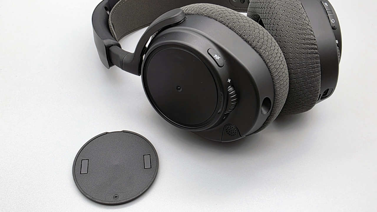 SteelSeries Arctis Nova 7 review: A comfy headset for PC and