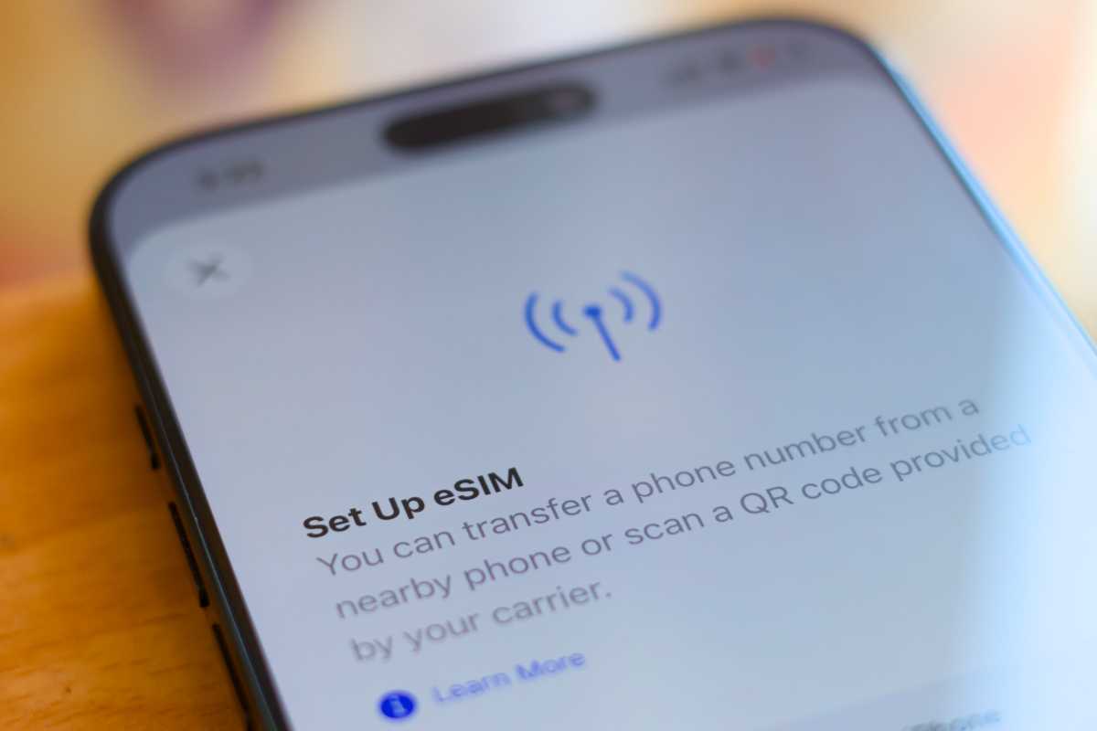 eSIM settings on iOS 1
