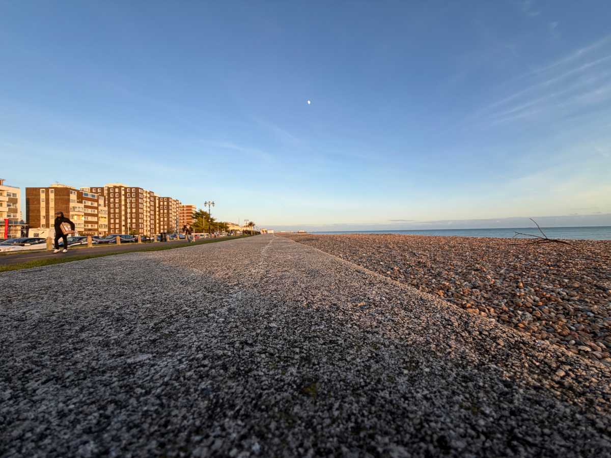 Apple iPhone 17 Pro camera sample pier 0 point 5x zoom