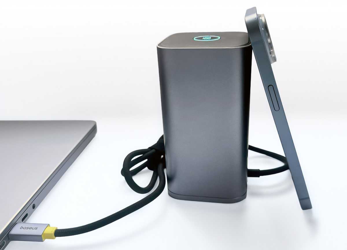 Baseus Nomos Mac Air NU1 Spacemate 12 en 1 estación de acoplamiento para iPhone