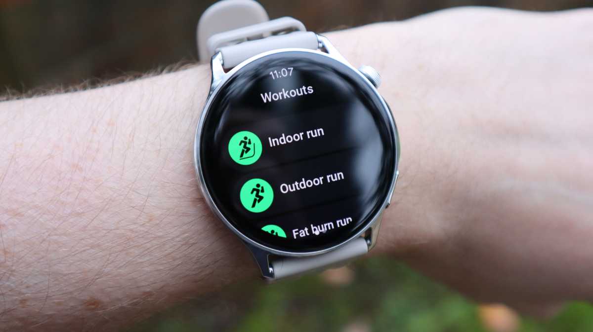 Workout tracking on the OnePlus Watch Lite