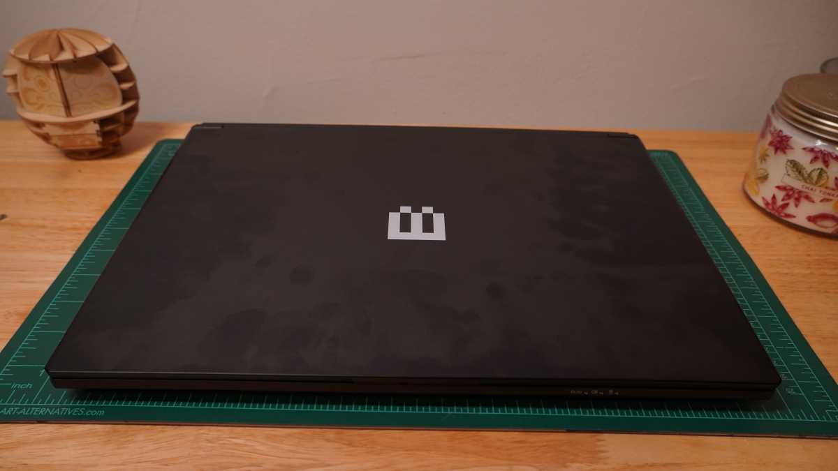 Maingear Super 16 design