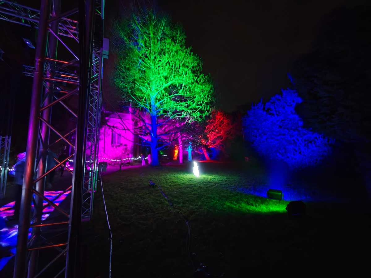 OnePlus 15R camera sample coloured lights low light 0 point 6x zoom