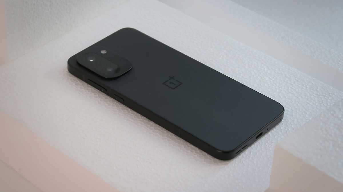 OnePlus 15R review back angled horizontal