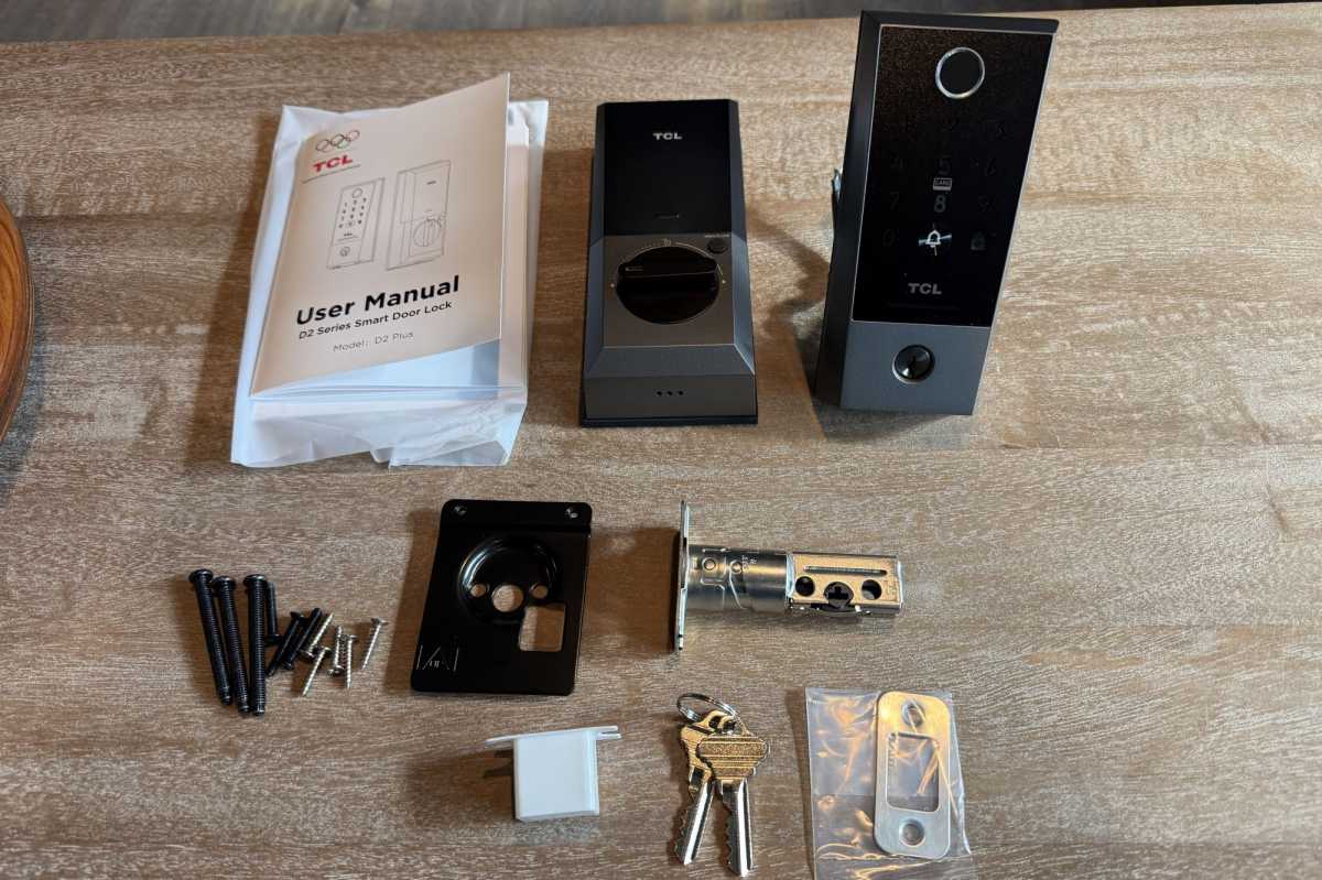 TCL D2 Plus smart lock out of the box