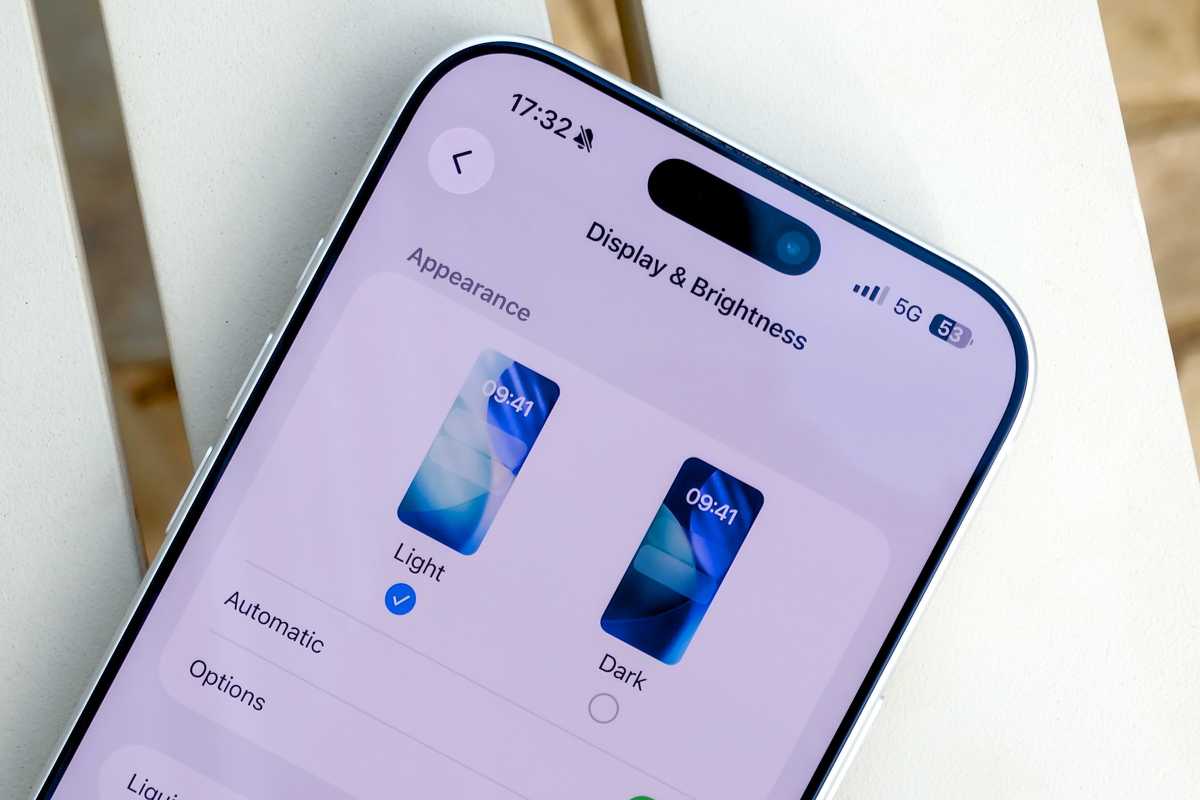 Configuración del modo oscuro claro del iPhone