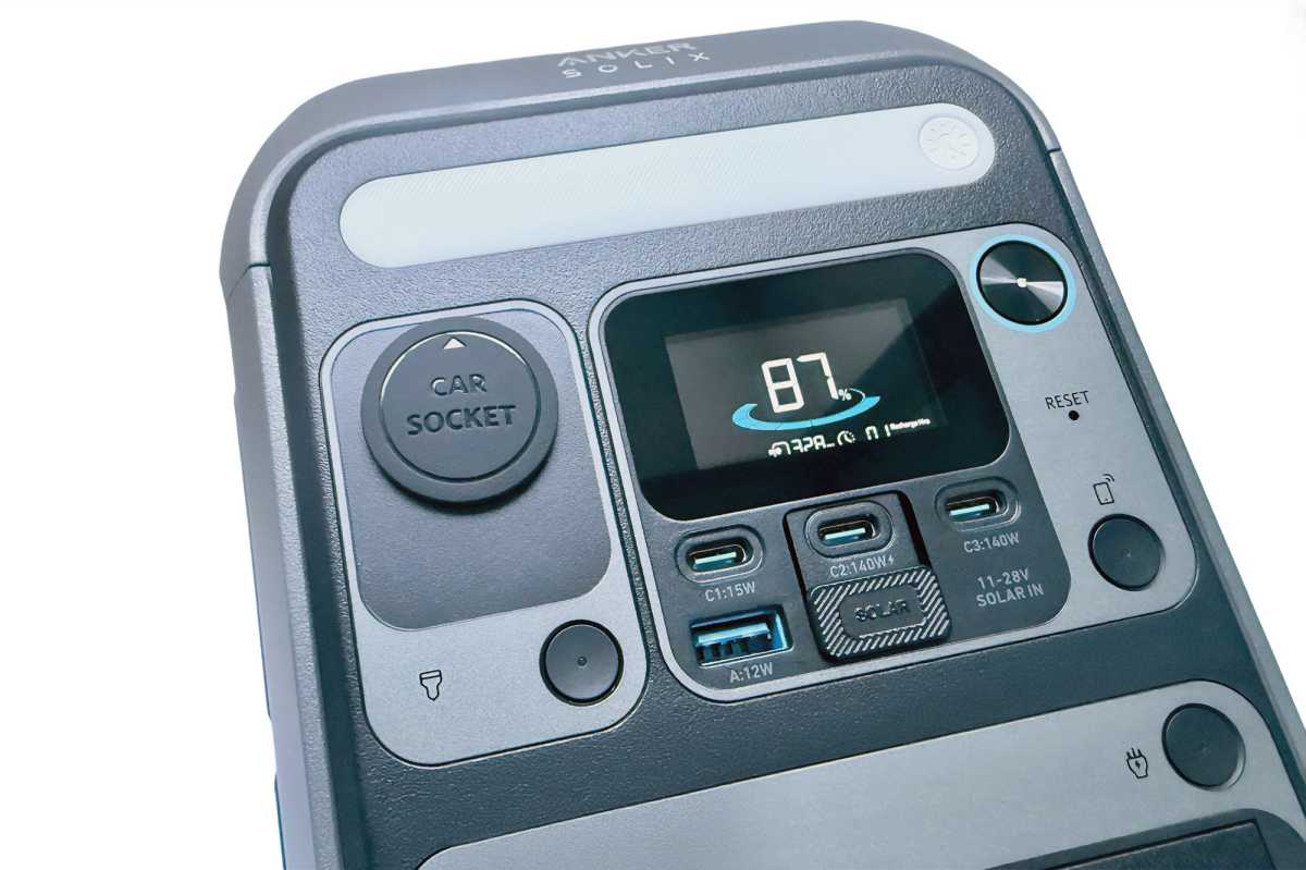 Anker Solix C300 Power Station USB