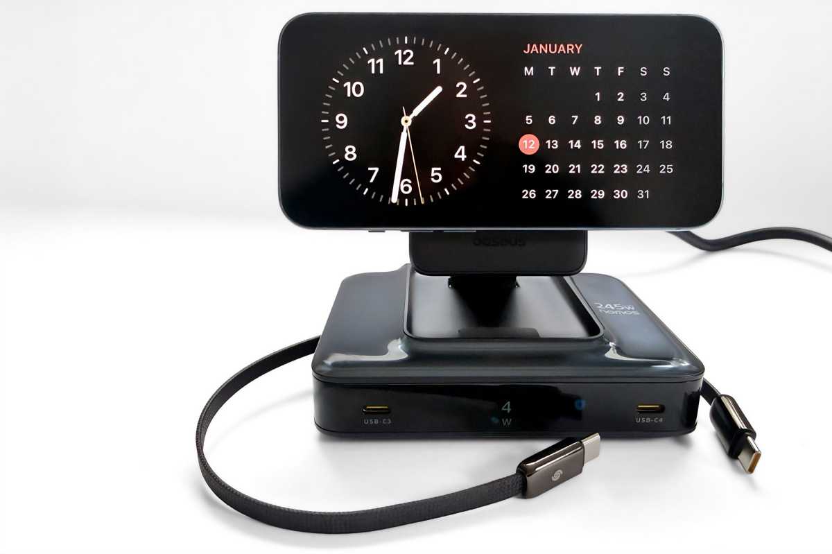 Baseus Nomos Charging Station 245W iPhone landscape