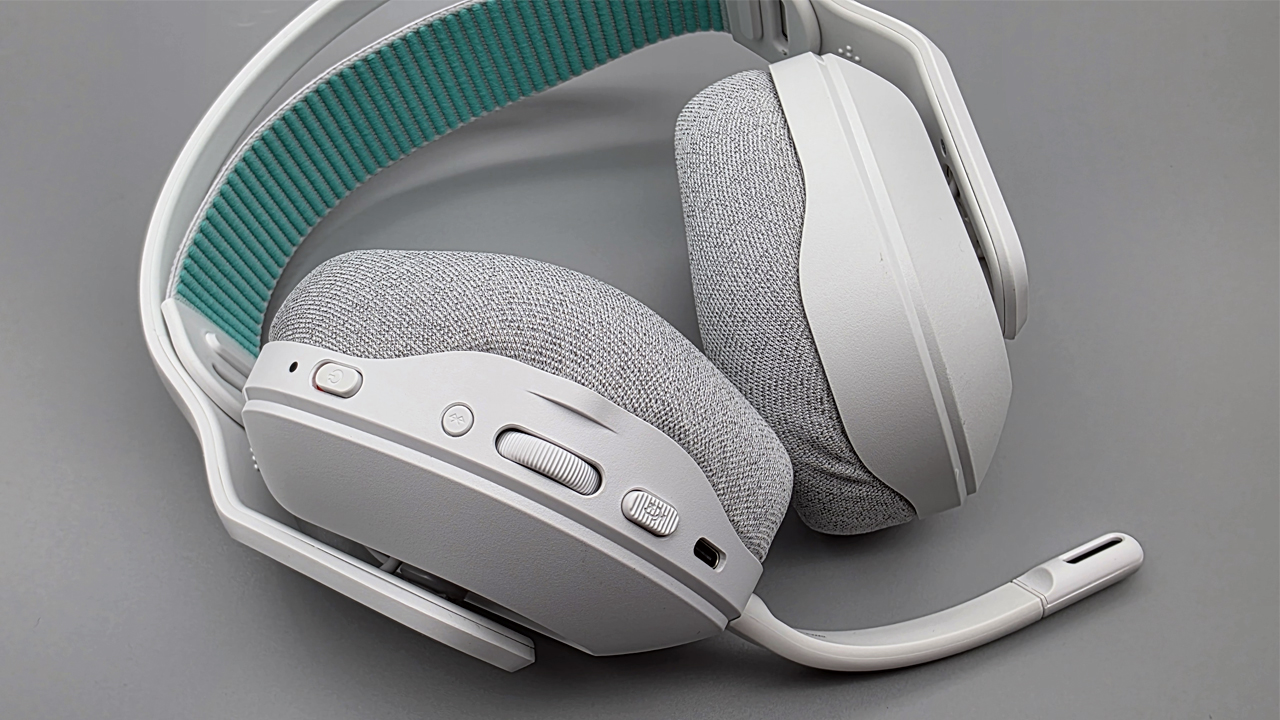 Logitech G522 Lightspeed review: A gaming headset with a superb