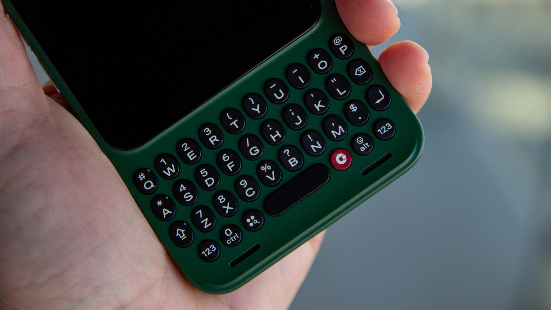 Clicks Power Keyboard Hands-On Review: Perfect for the Pixel 10