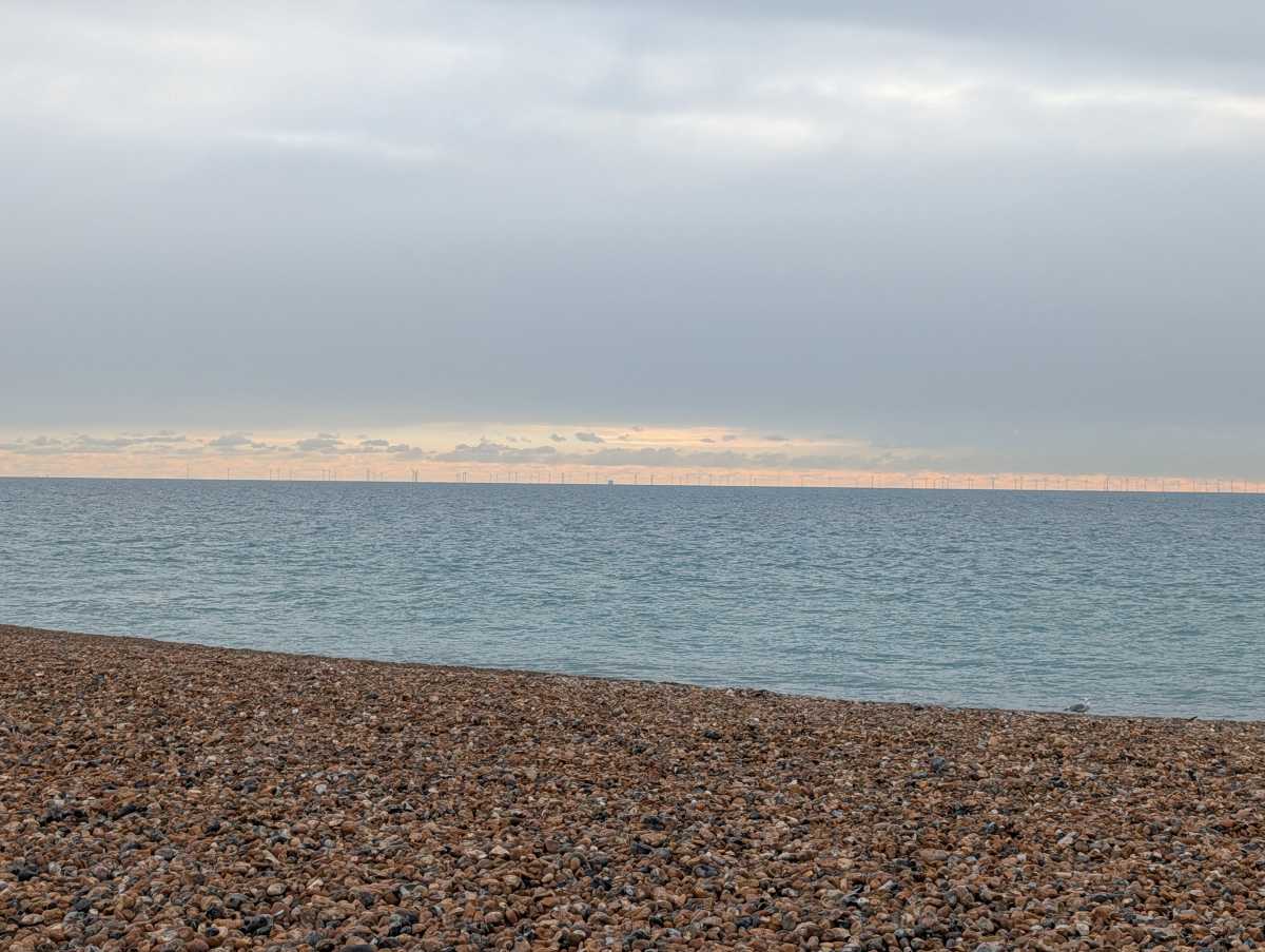 Google Pixel 10 Pro camera sample 2x zoom beach