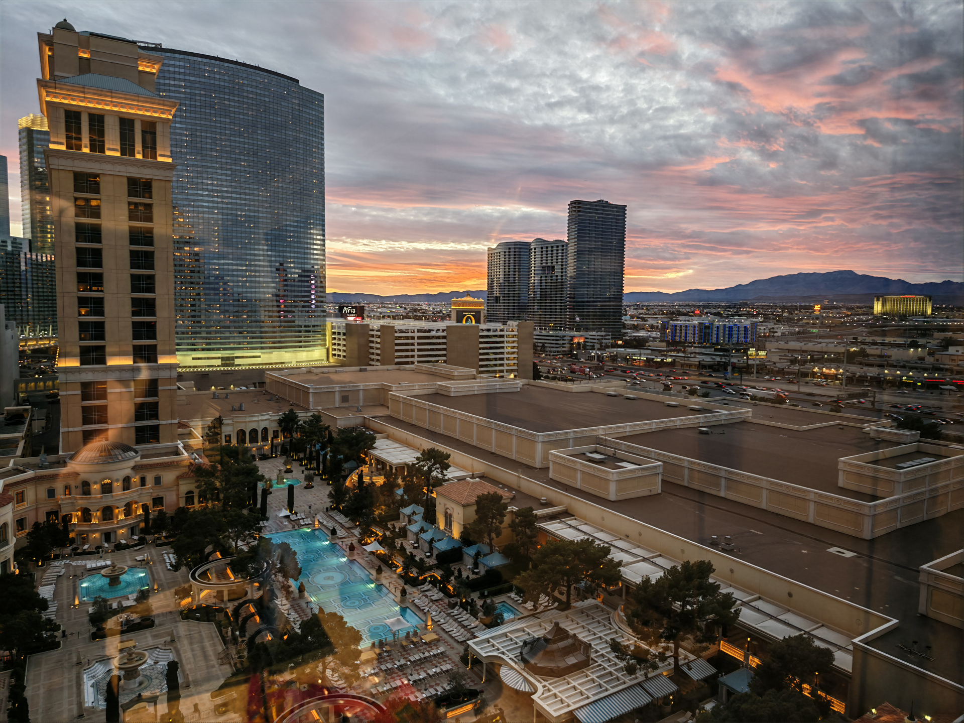 HonorMagic9Pro reflection removal