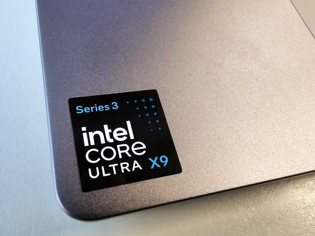 Intel Core Ultra Series 3 sticker