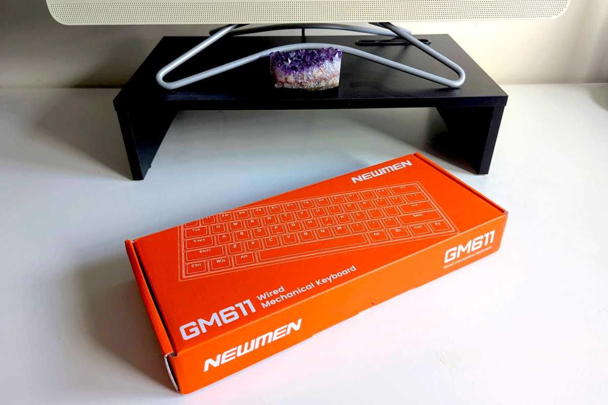 Newmen GM611 mechanical keyboard waiting in box