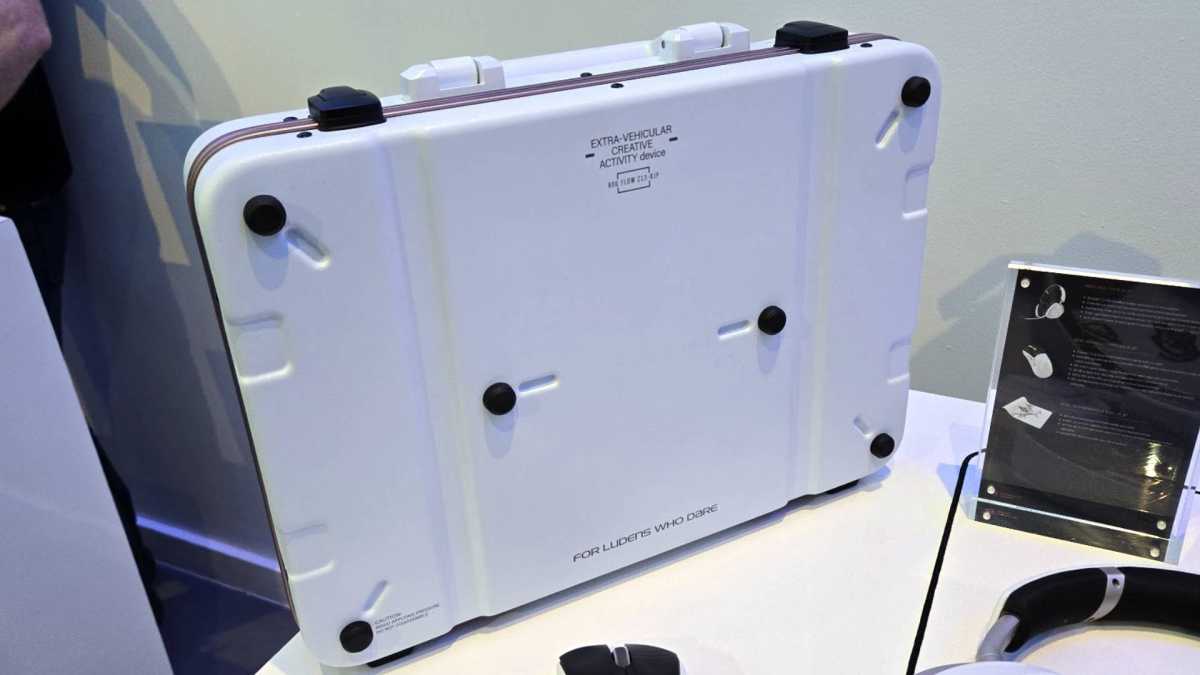 ROG Flow Z13 KJP Edition Carrying Case