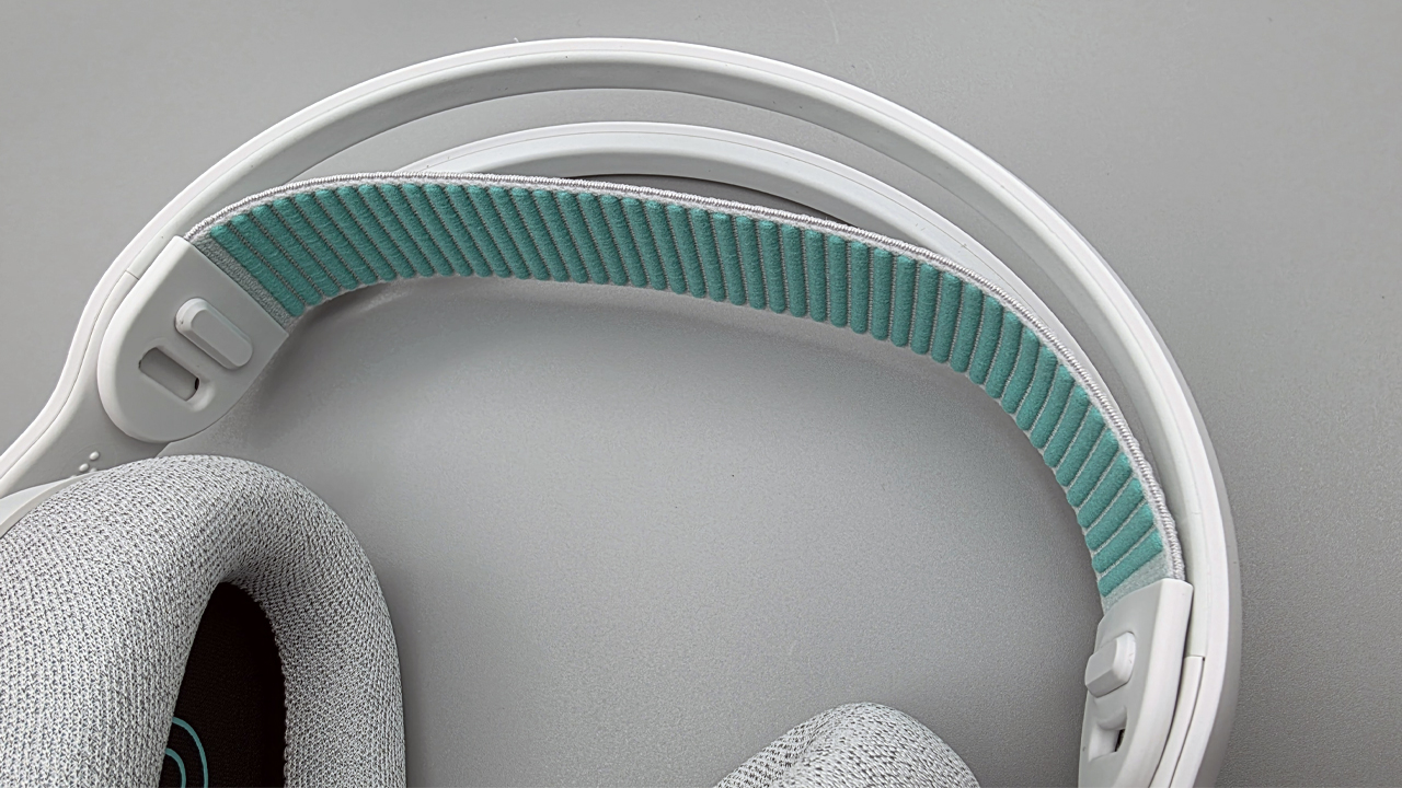 Logitech G522 Lightspeed review: A gaming headset with a superb