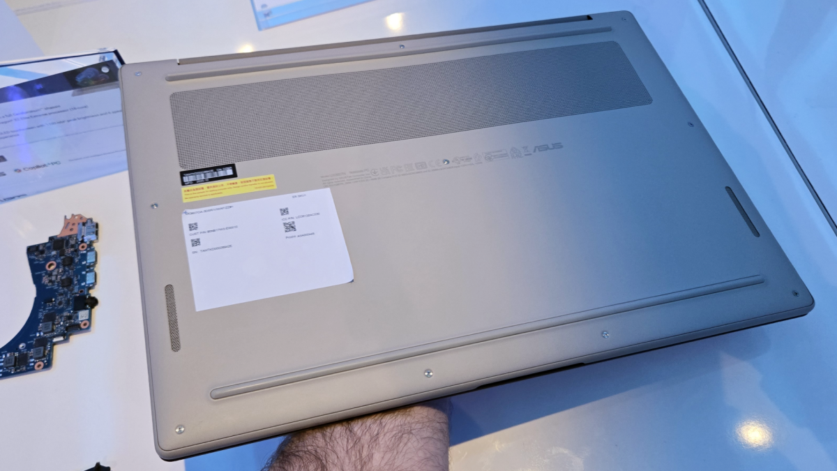 Asus Zenbook A14 laptop, bottom 