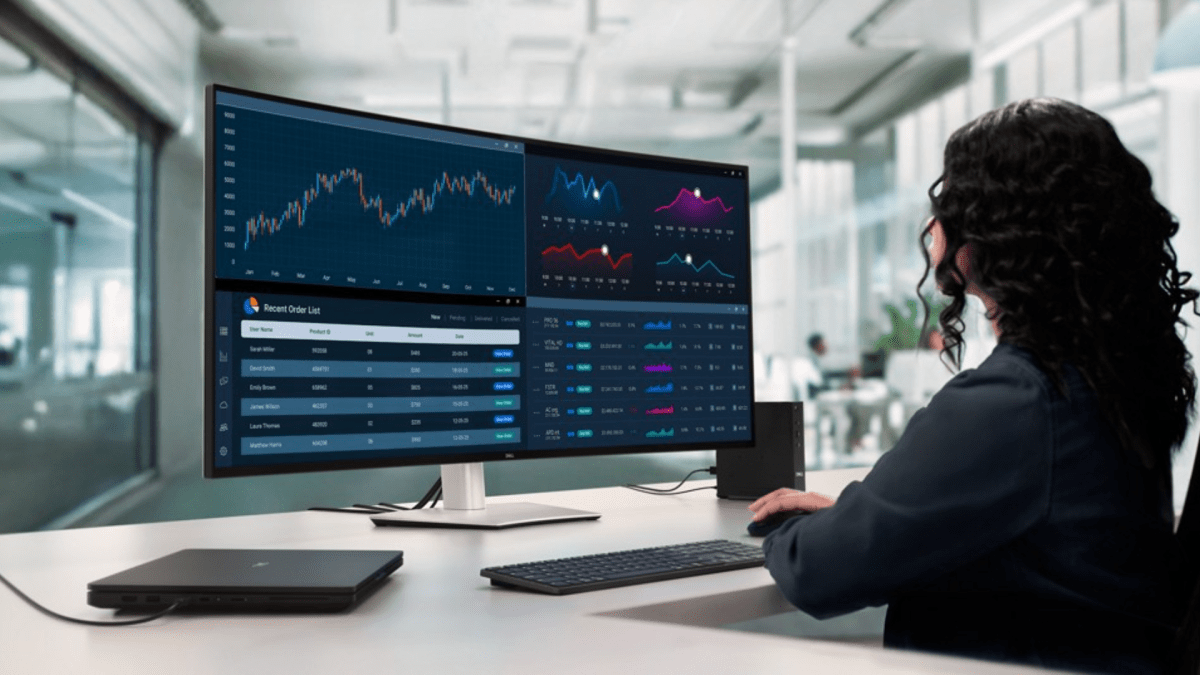 Dell Ultrasharp 6K 52 inch monitor