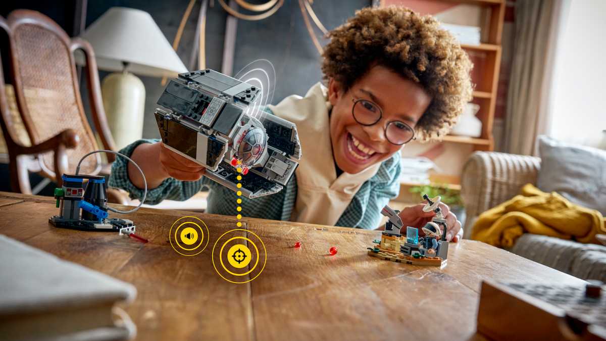 The Ultimate Guide to LEGO Smart Brick Interactive Play: Revolutionizing Play with Embedded Sensors 4 LEGO SMART Bricks with embedded sensors