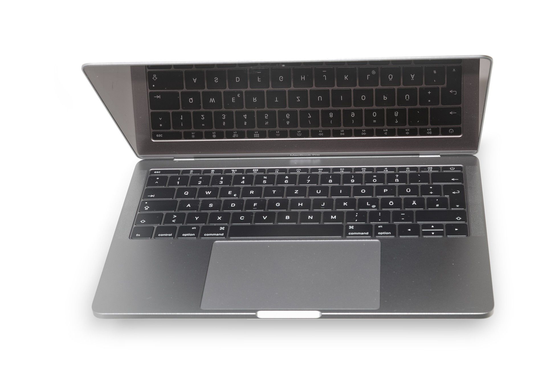 Apple 16-inch MacBook Pro (M5 Pro, 2026)
