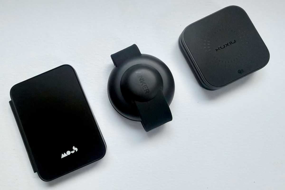 3 in 1 Magnetic Wireless Travel Chargers closed 2