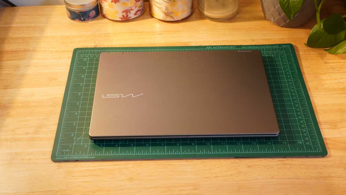 MSI Prestige Flip 14 AI+ review: 30+ hours (!!!) of battery life MSI Prestige Flip 14 AI+ review: 30+ hours (!!!) of battery life