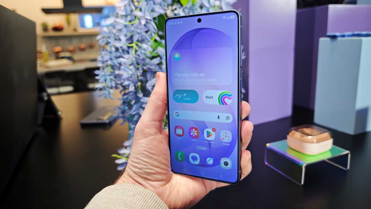 Samsung Galaxy S26 Ultra privacy display angles