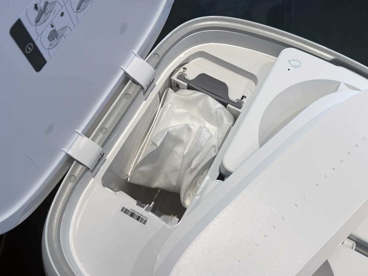 Test Roborock Qrevo Curv 2 Flow Staubbeutel