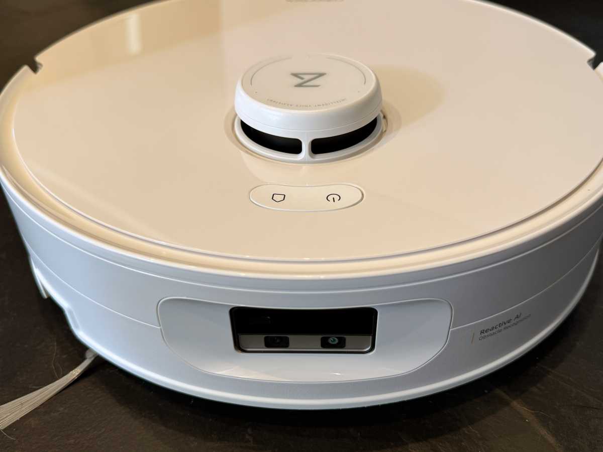 Test Roborock Qrevo Curv 2 Flow Vorne