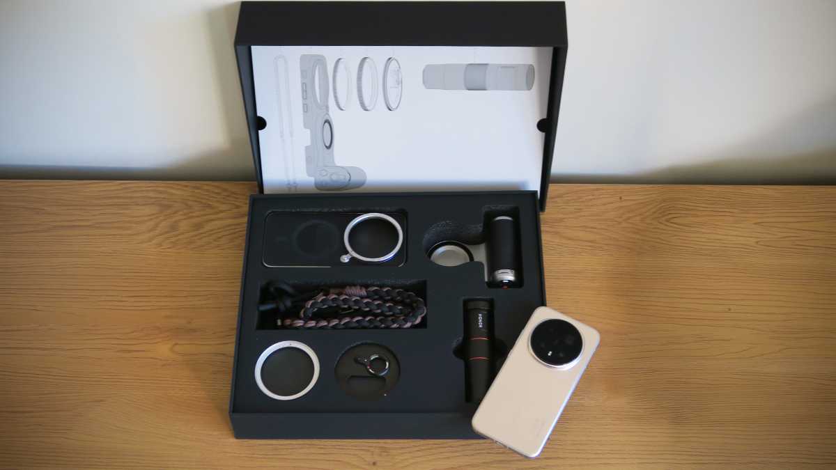 Honor Magic 8 Pro Professional Imaging Kit full box straight