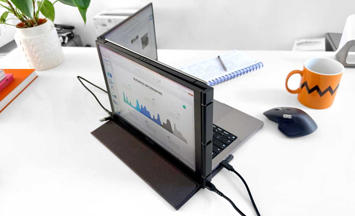 Mobile Pixels Trio 3 Pro Presentation Mode